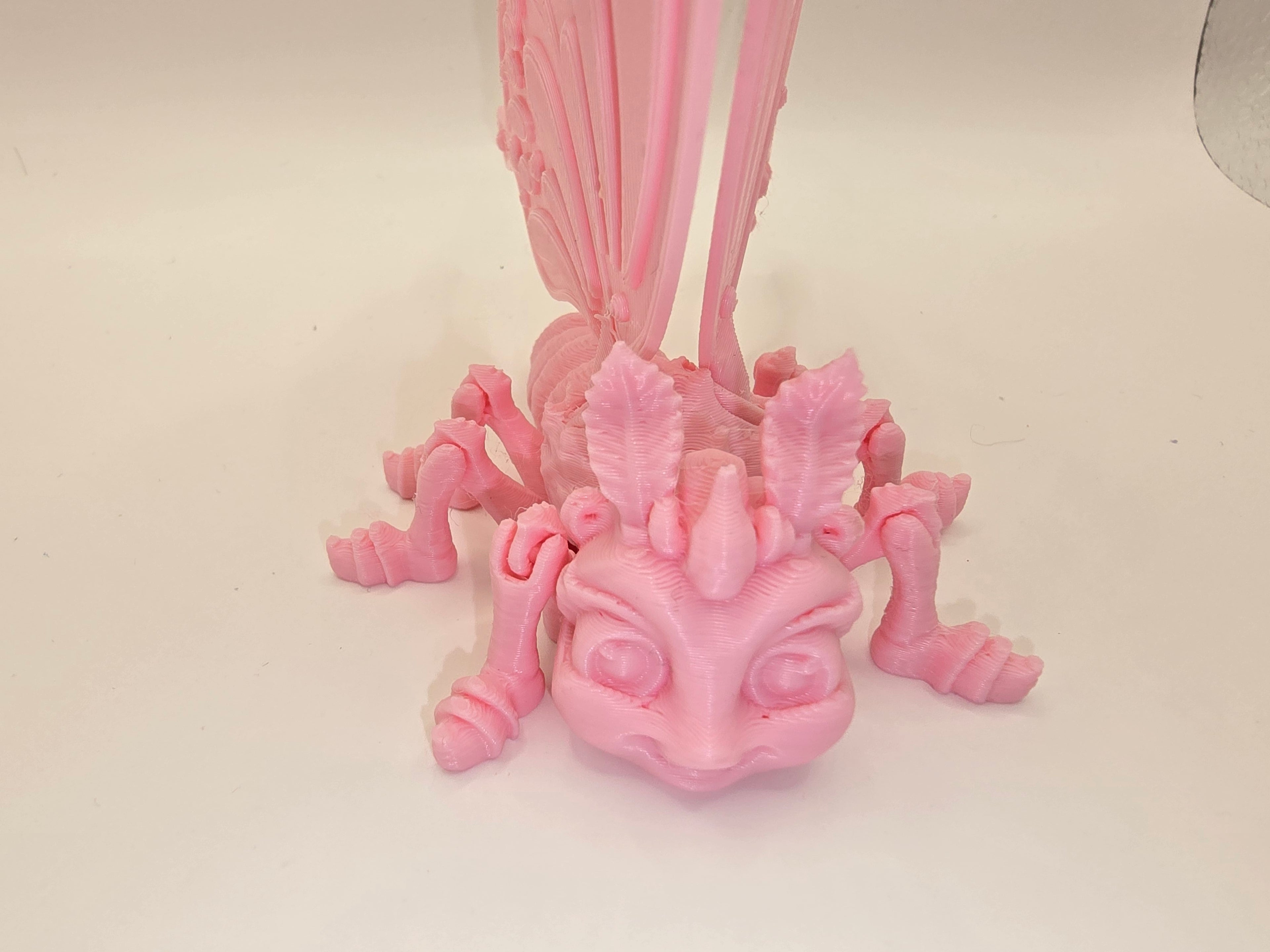 Monarch Caterpillar Figurine - Unique Design & High-Quality PLA Filament - Colorful Options Available - Ideal for Collectors & Enthusiasts - Versatile Use for Any Occasion