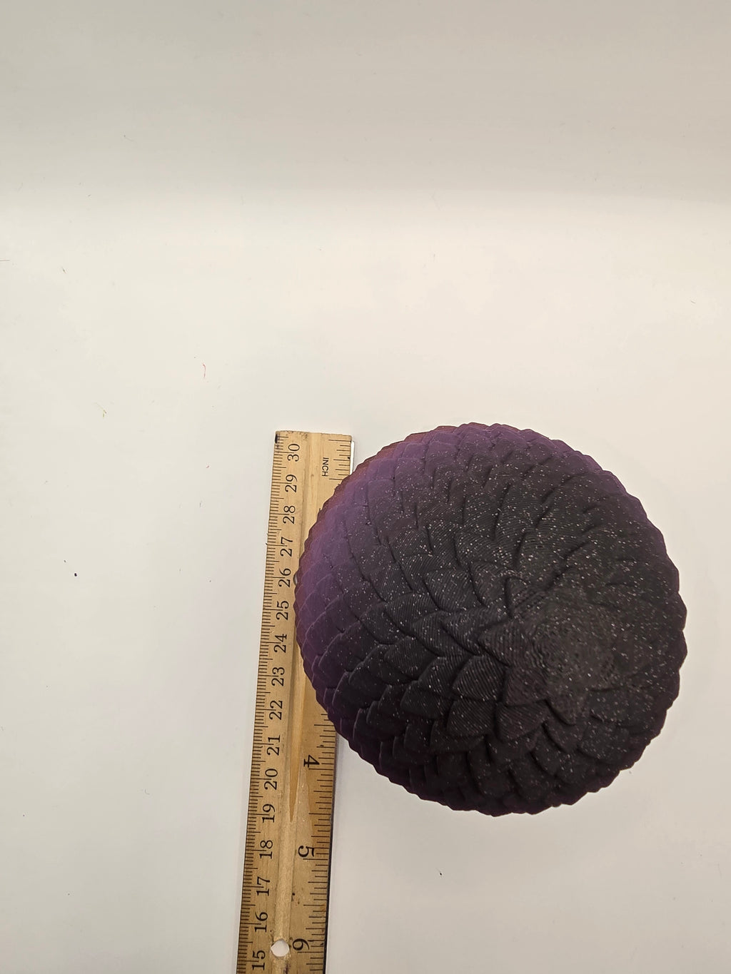 dragon egg 3d printed  threaded