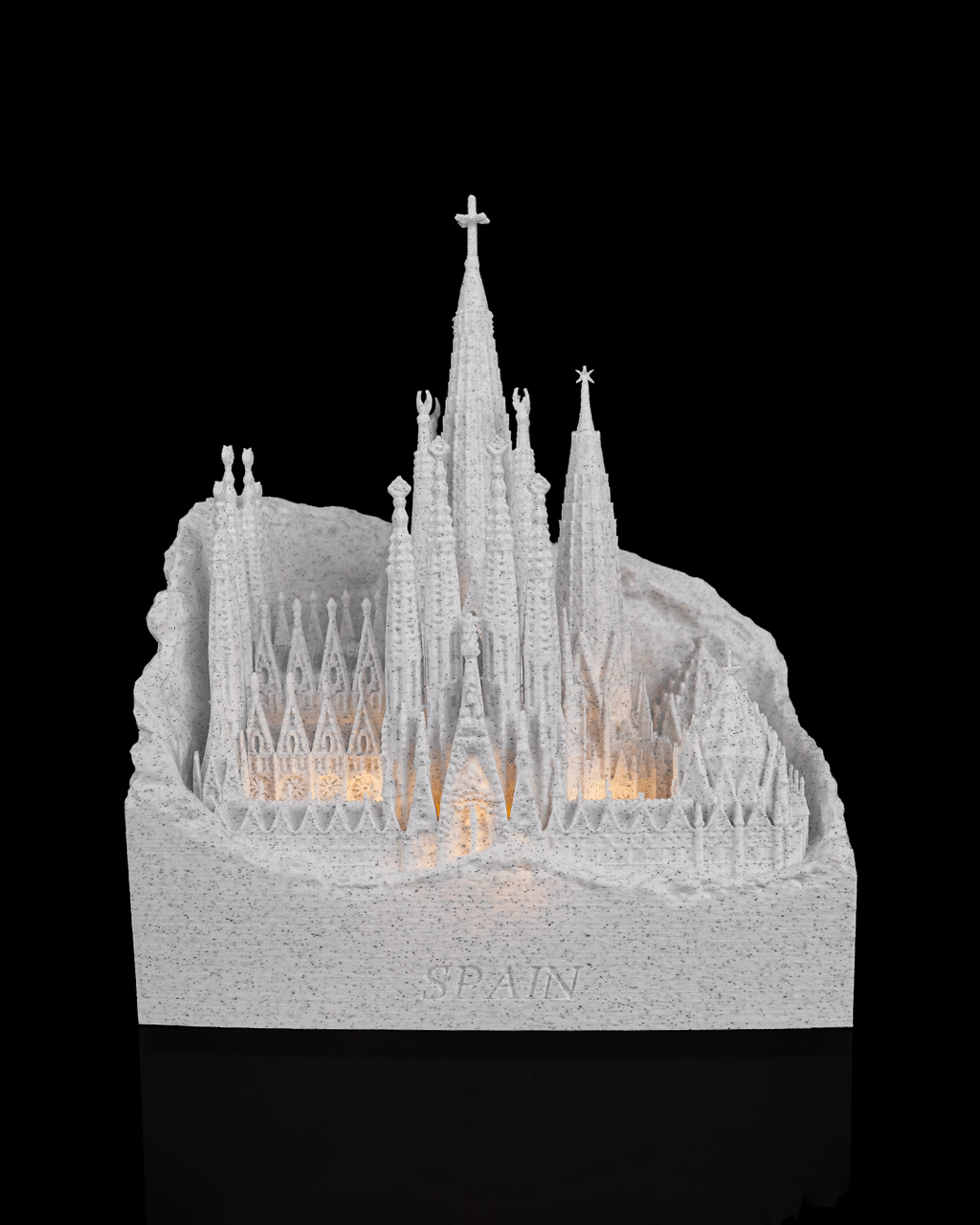 Barcelona Basilica Light - large