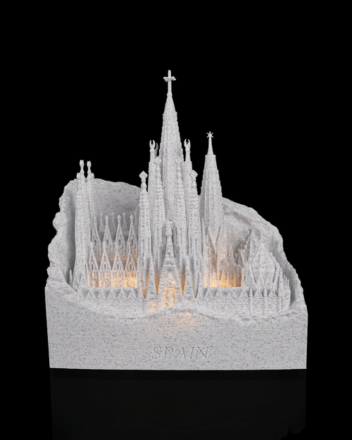 Barcelona Basilica Light - large
