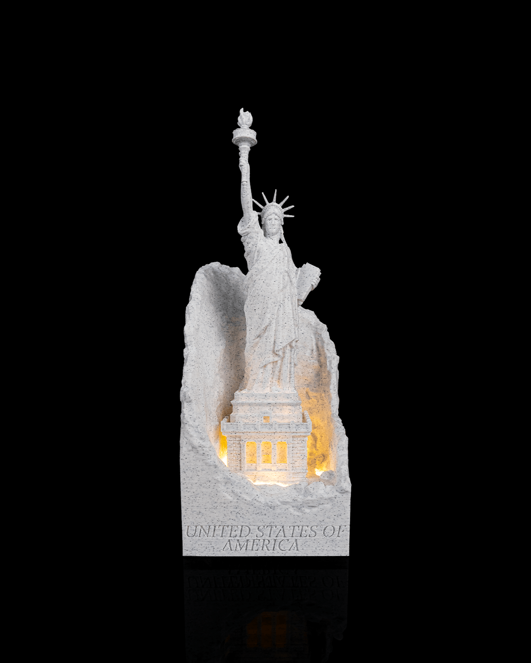 Liberty Monument Light - large