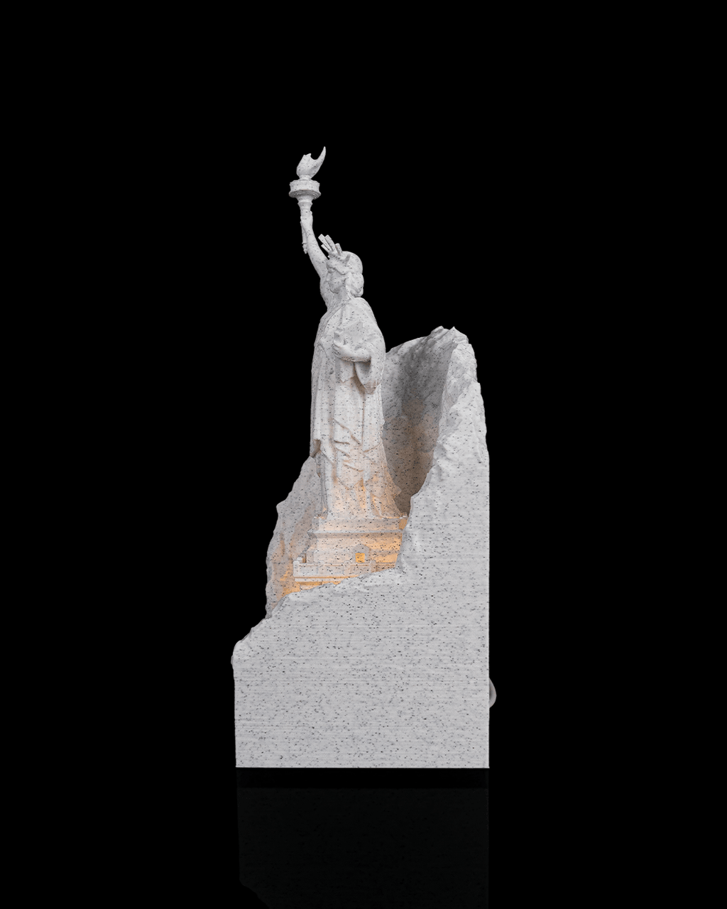 Liberty Monument Light - large