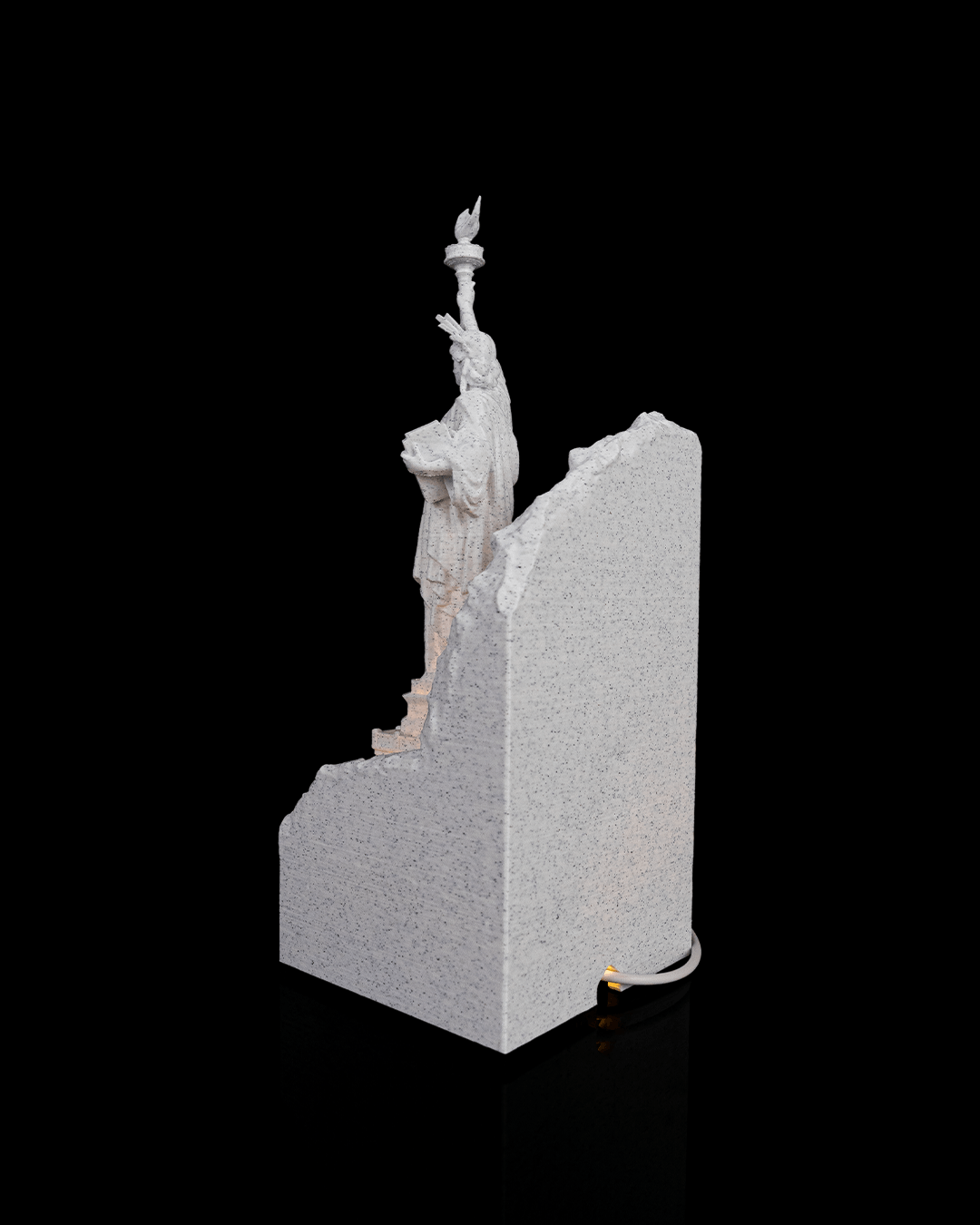 Liberty Monument Light - large