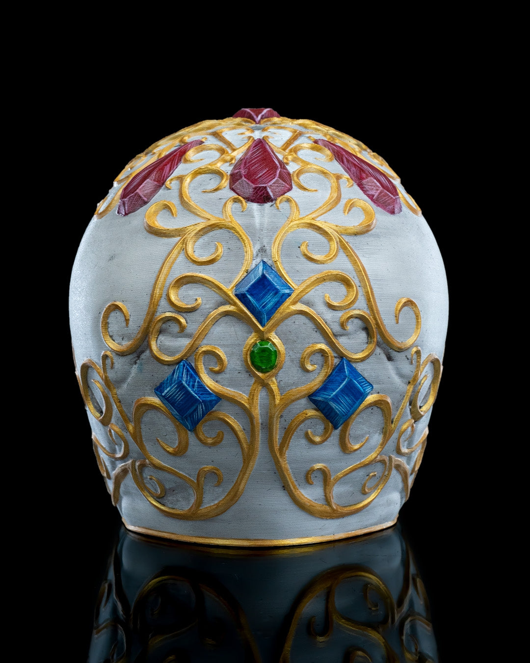 Skull with a Secret Deck & Dice  Box