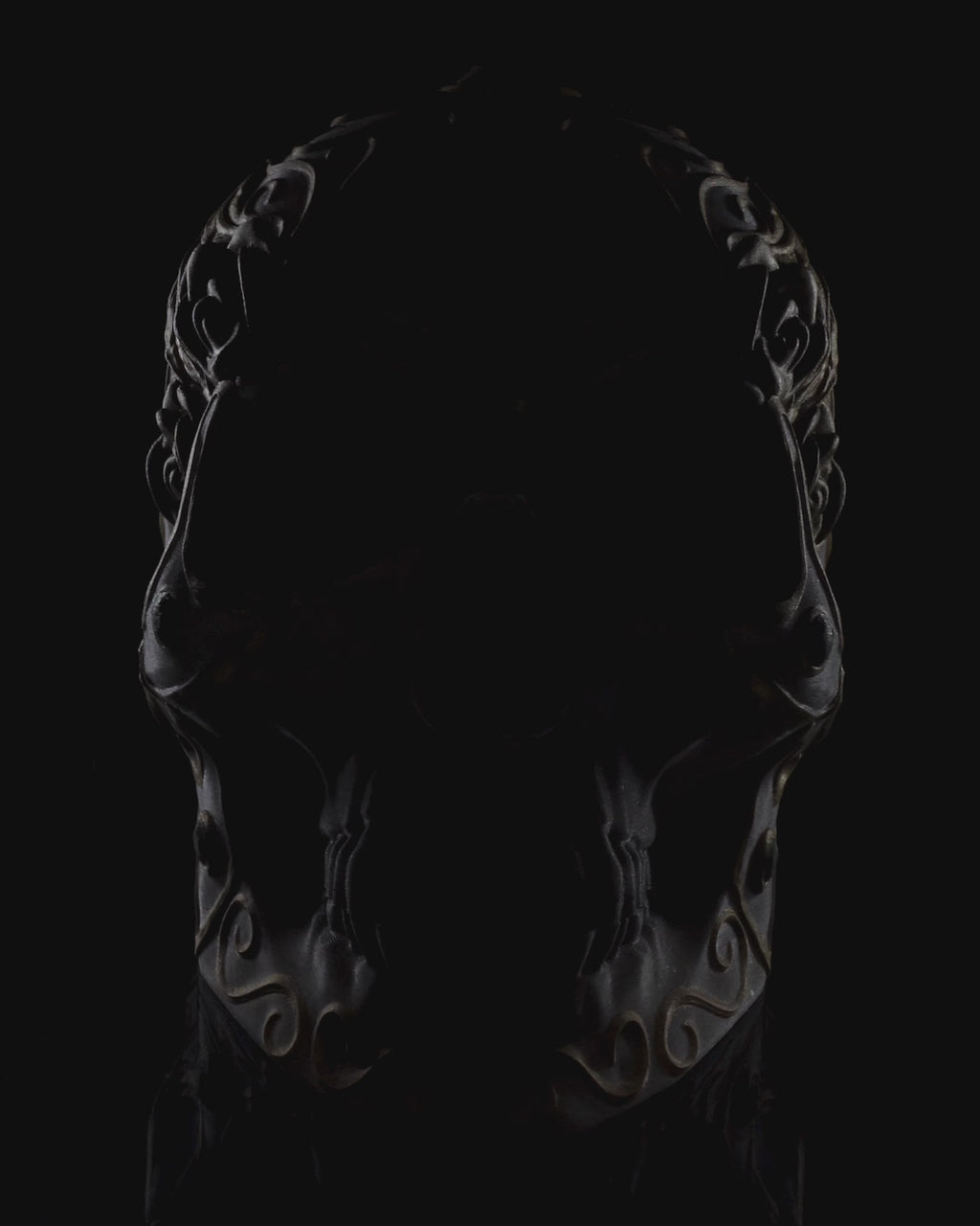 Skull with a Secret Deck & Dice  Box